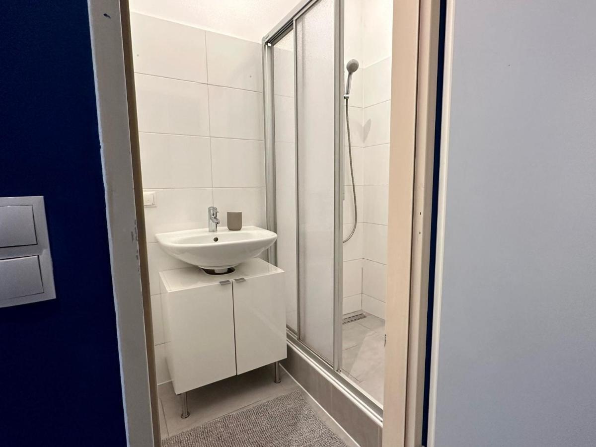 City Apartment - 2 Min To U1 Reumannplatz Wina Bagian luar foto